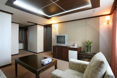 충남 아산시_온양팔래스호텔_럭셔리스위트_3